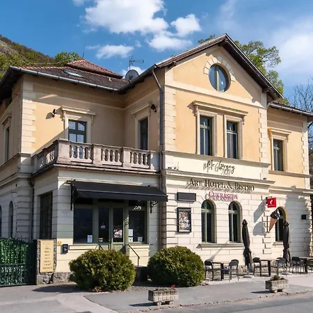 Hotel Mr Goergey Art & Spa