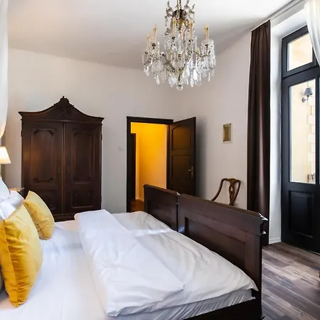 Otel Mr Goergey Art